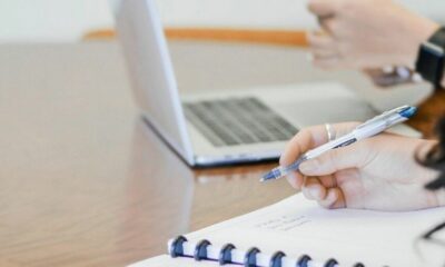 Ce detalii trebuie sa cuprinda o baza de date cu firme online