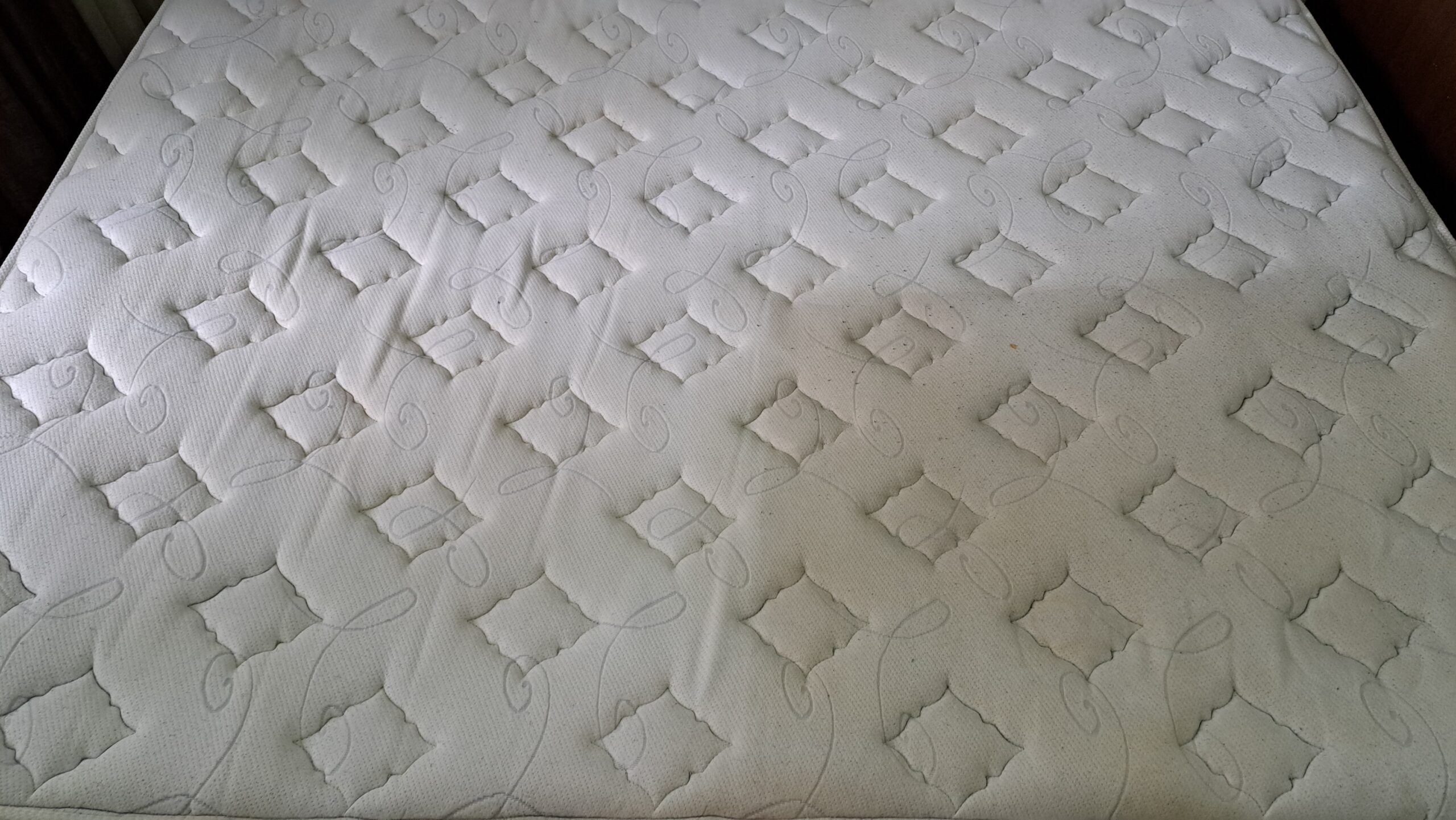 curatare cu aburi spalatorie pentru saltele oradea, spalare saltele oradea, igienizare saltele oradea, spalatorie saltea oradea,curatatorie saltea oradea