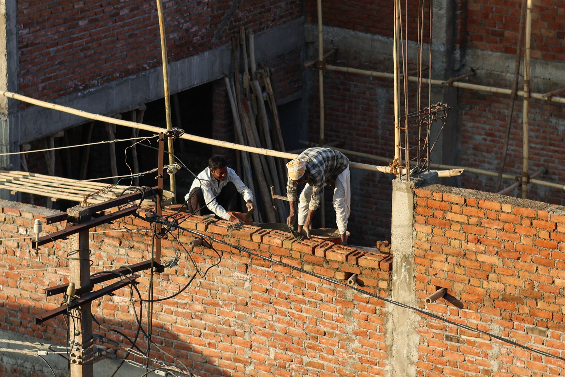 Renovarea unui apartament vechi: ordinea corectă a lucrărilor și unde se pierd banii